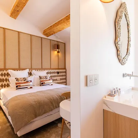 Lou 호텔 쎙뜨호뻬