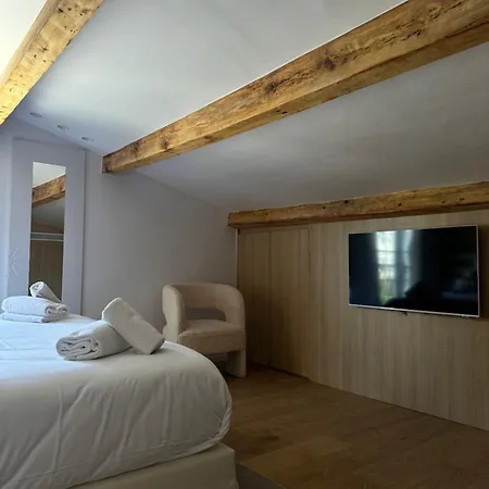 Hotel Lou 4*