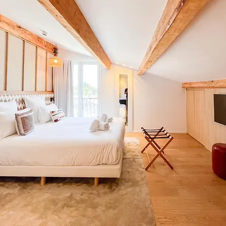 Lou 호텔 4*
