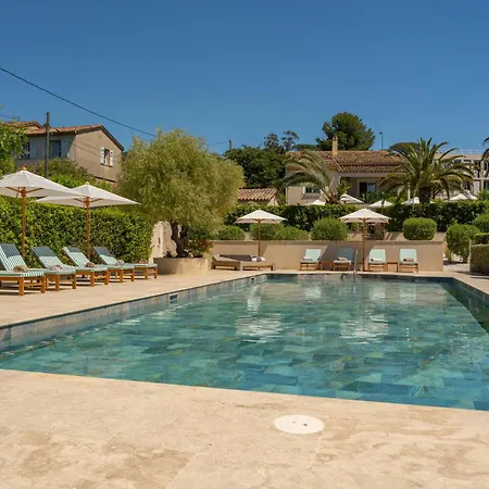 Hotel Lou 4*