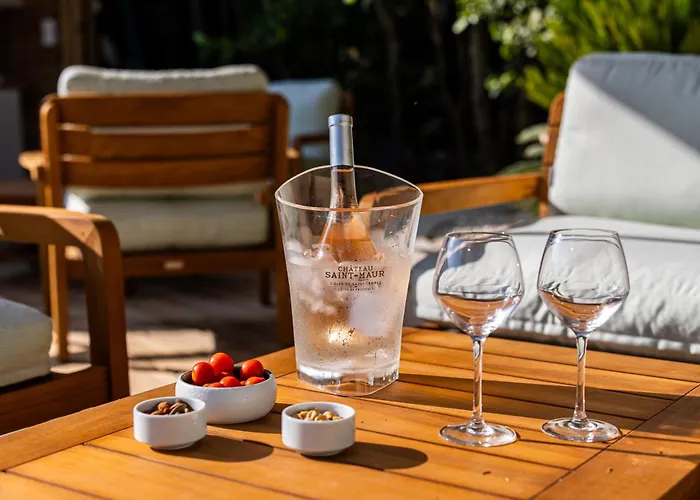 Lou Сен-Тропе